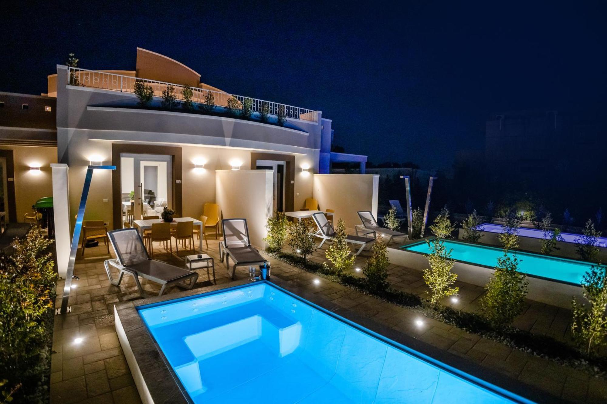 La Collina Di Montegrappa - With Heated Private Pool - With Shared Pool *